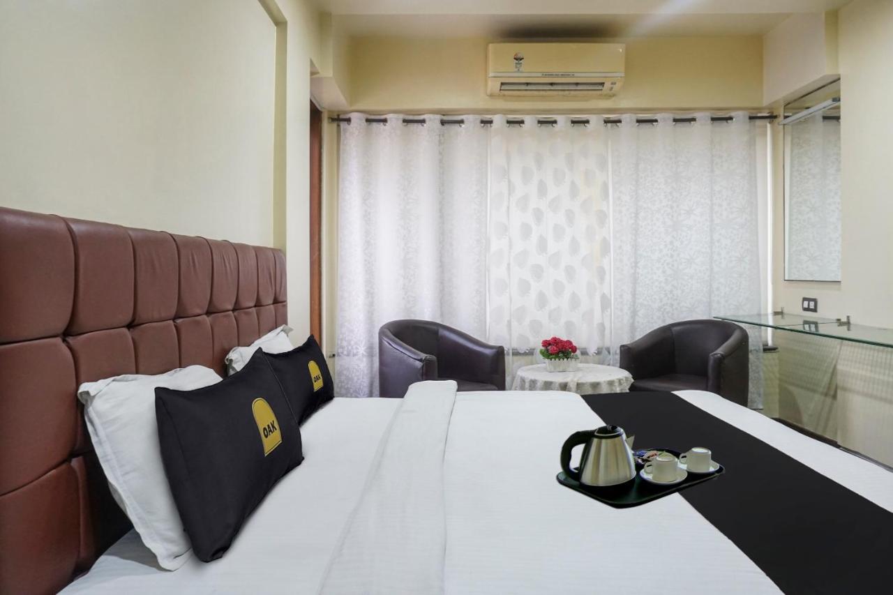 Super Townhouse Oak Sr Hotel Wakad Pune Zewnętrze zdjęcie