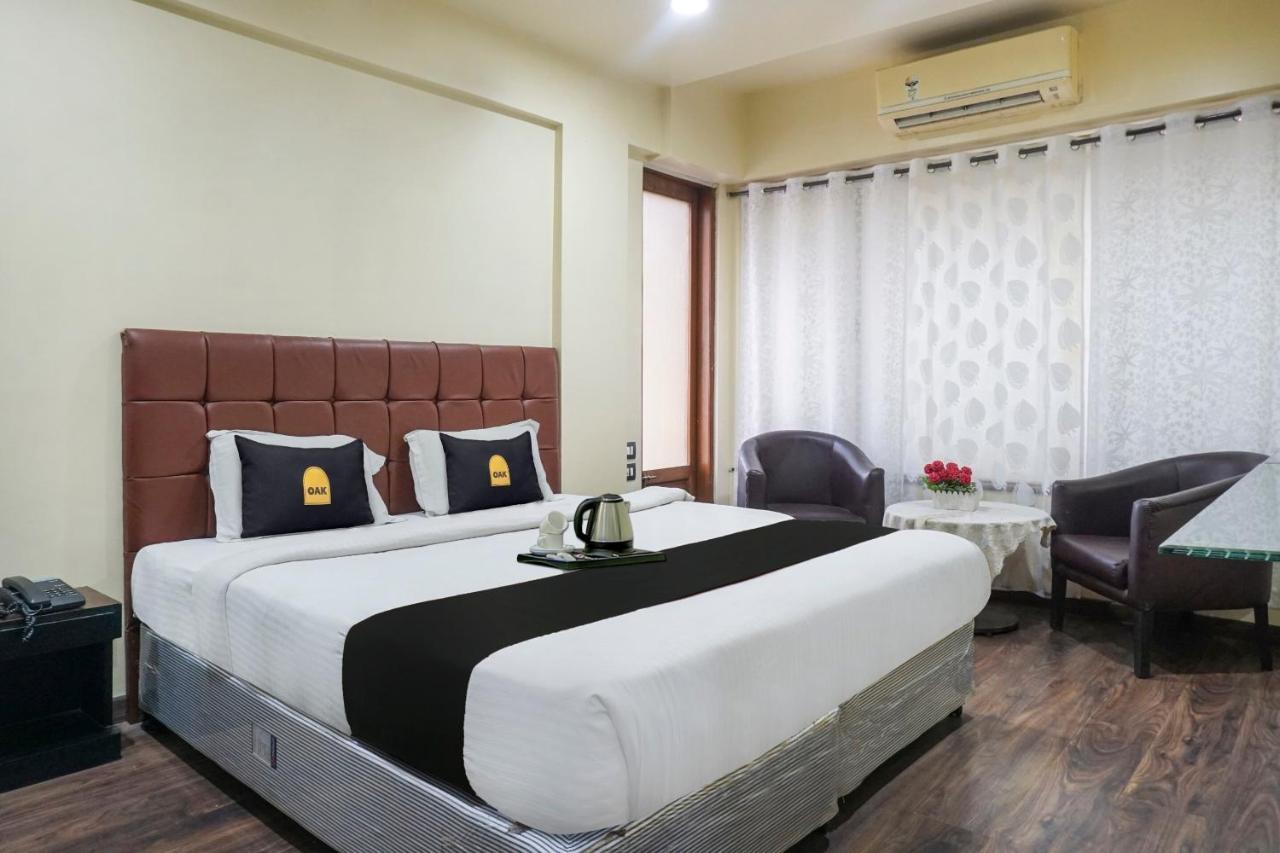 Super Townhouse Oak Sr Hotel Wakad Pune Zewnętrze zdjęcie
