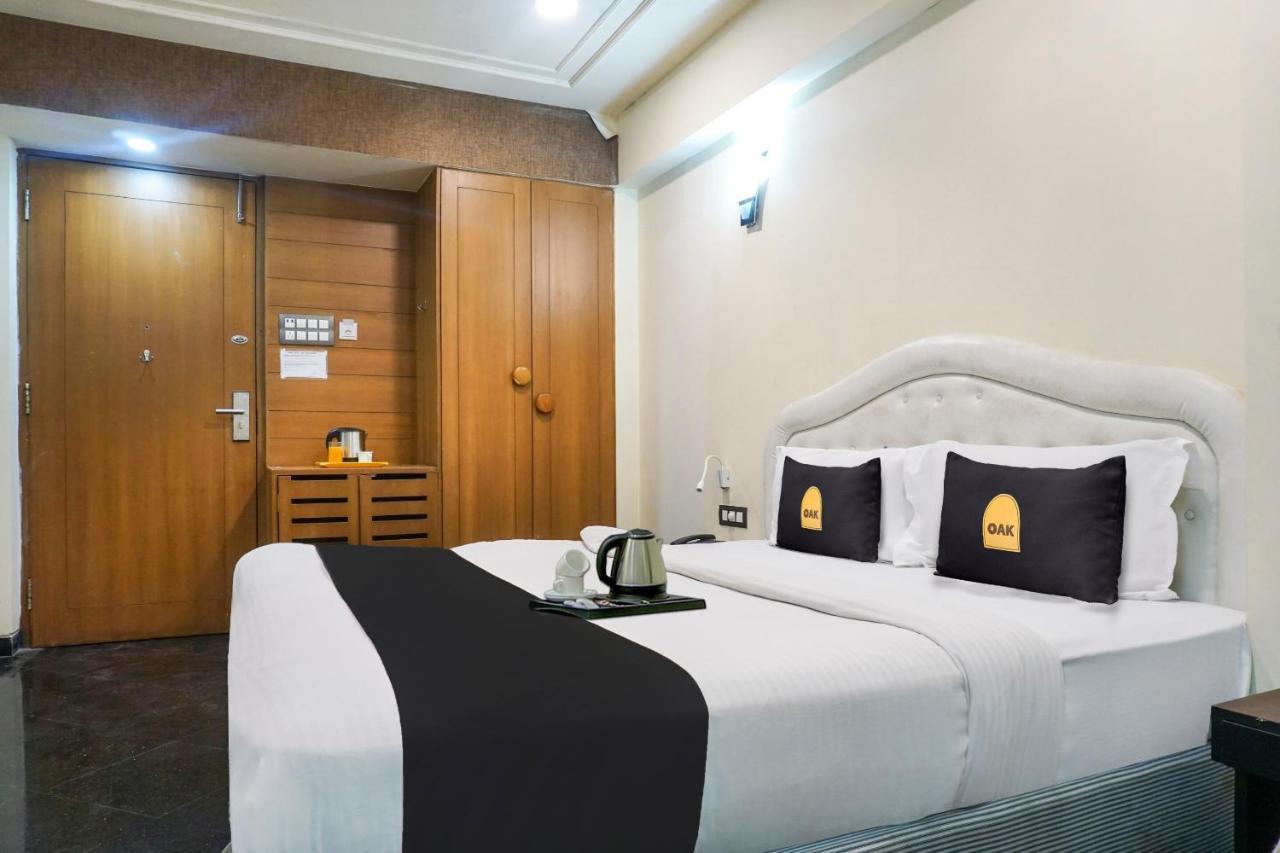 Super Townhouse Oak Sr Hotel Wakad Pune Zewnętrze zdjęcie